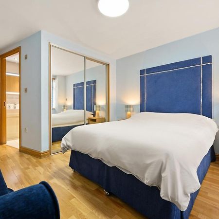 Lovely 2 Double Bedroom Flat With Patio Манчестер Екстер'єр фото